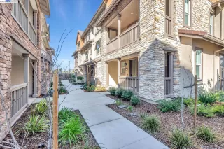 Photo #1: 40976030 Listing