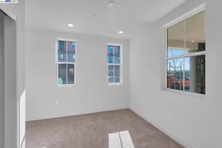 Photo #4: 40978015 Listing