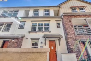 Photo #1: 40981710 Listing 