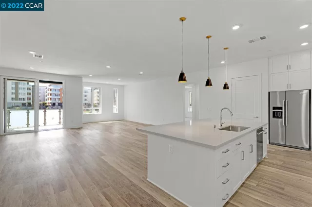 MLS: 40982558 Condo For Sale