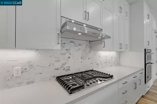 Photo #4: 40982558 Listing 