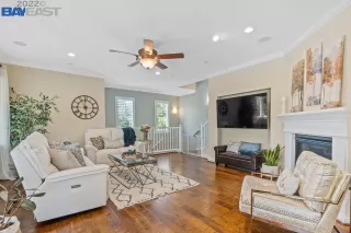 Photo #6: 41001002 Listing