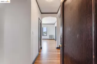 Photo #4: 41001954 Listing