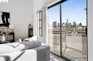 Photo #5: 41005592 Listing