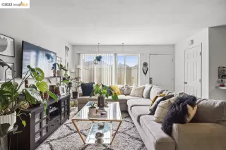 Photo #2: 41005830 Listing