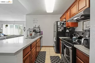 Photo #5: 41005830 Listing