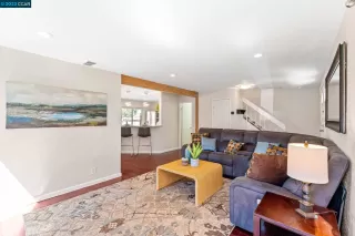 Photo #5: 41007201 Listing