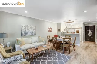 Photo #5: 41007223 Listing 