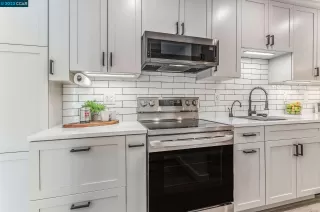 Photo #2: 41007342 Listing