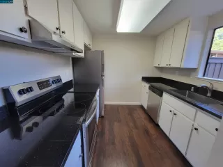 Photo #5: 41008179 Listing