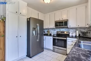 Photo #6: 41008715 Listing