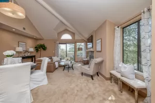 Photo #1: 41009441 Listing