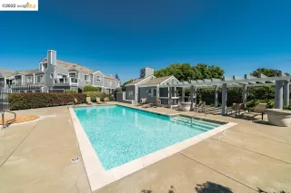 Photo #6: 41009526 Listing