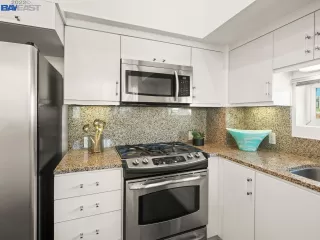 Photo #2: 41009667 Listing