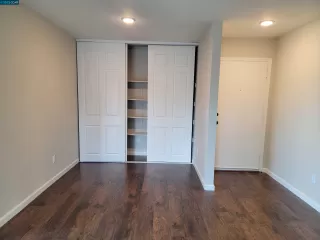 Photo #5: 41009714 Listing 