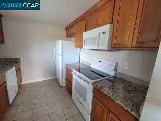 Photo #6: 41009714 Listing 