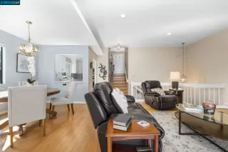 Photo #6: 41009753 Listing