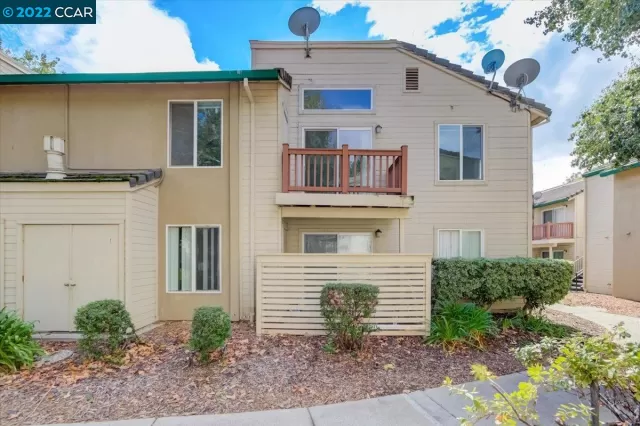 MLS: 41009945 Condo For Sale