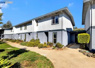 Photo #1: 41009987 Listing 