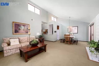 Photo #5: 41010058 Listing