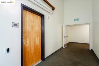 Photo #3: 41010115 Listing