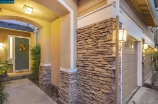 Photo #2: 41010305 Listing 