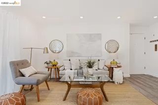 Photo #2: 41010400 Listing