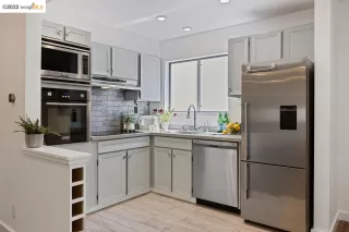 Photo #6: 41010400 Listing