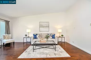 Photo #4: 41010470 Listing