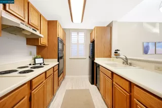 Photo #5: 41010492 Listing