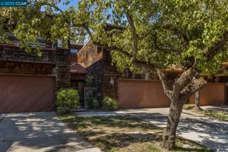 Photo #1: 41010506 Listing