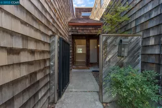 Photo #3: 41010506 Listing