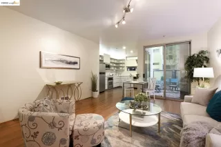 Photo #6: 41010683 Listing