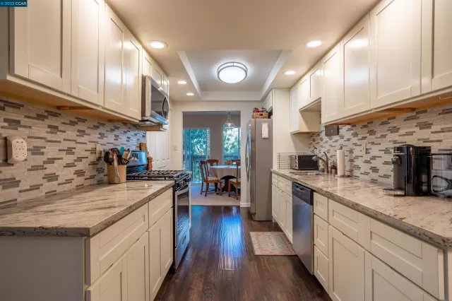 MLS: 41010749 Condo For Sale