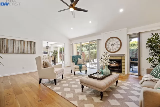 MLS: 41011218 Condo For Sale