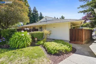 Photo #2: 41011218 Listing