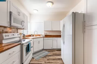 Photo #6: 41011221 Listing 