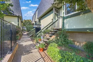 Photo #3: 41011263 Listing