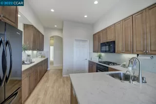 Photo #2: 41011293 Listing 