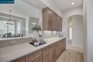 Photo #4: 41011293 Listing 