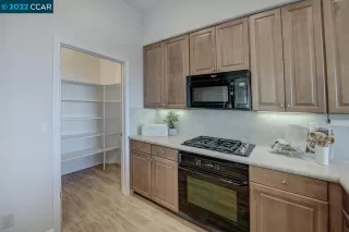 Photo #5: 41011293 Listing 