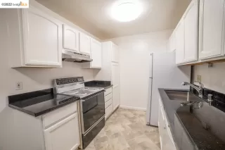 Photo #5: 41012632 Listing