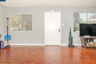 Photo #4: 41012636 Listing 