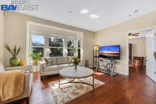 Photo #6: 41012731 Listing