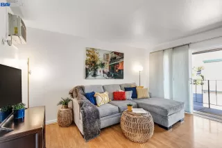 Photo #1: 41012813 Listing