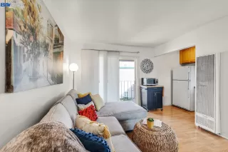 Photo #4: 41012813 Listing