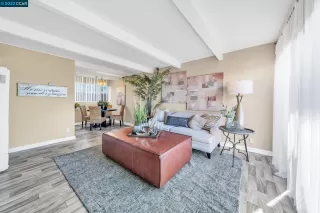 Photo #1: 41012863 Listing 