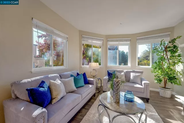 MLS: 41012877 Condo For Sale