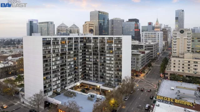 MLS: 41012900 Condo For Sale