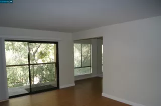 Photo #4: 41012930 Listing 